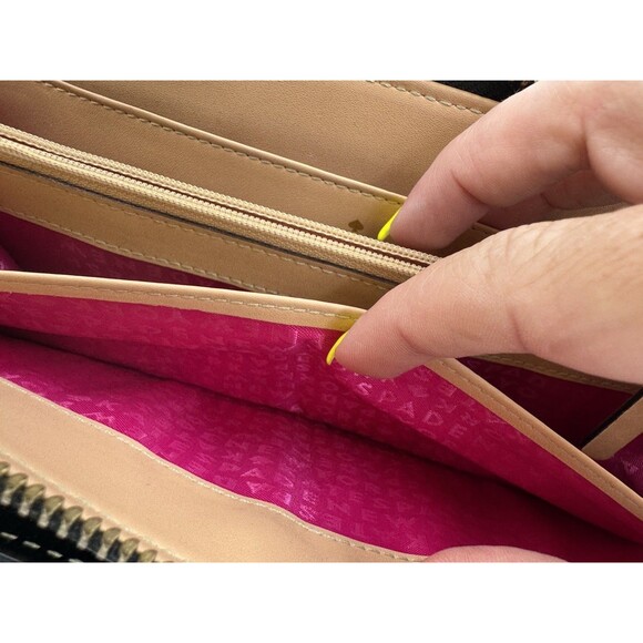 Kate Spade Black Wristlet Zip Wallet Layton Wellesley - Picture 10 of 11